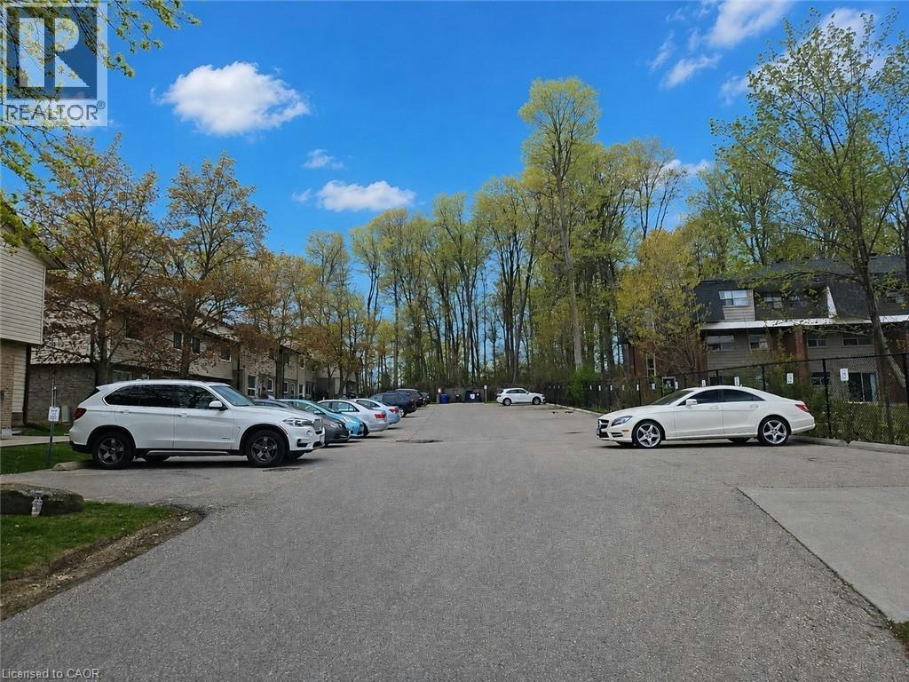 6-451 Albert Street, Waterloo, ON, N2L 5A7 - 2
