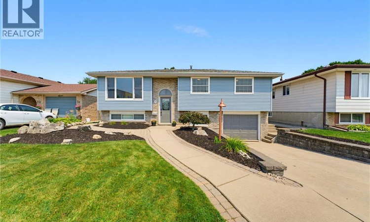 9 Carpenter Avenue