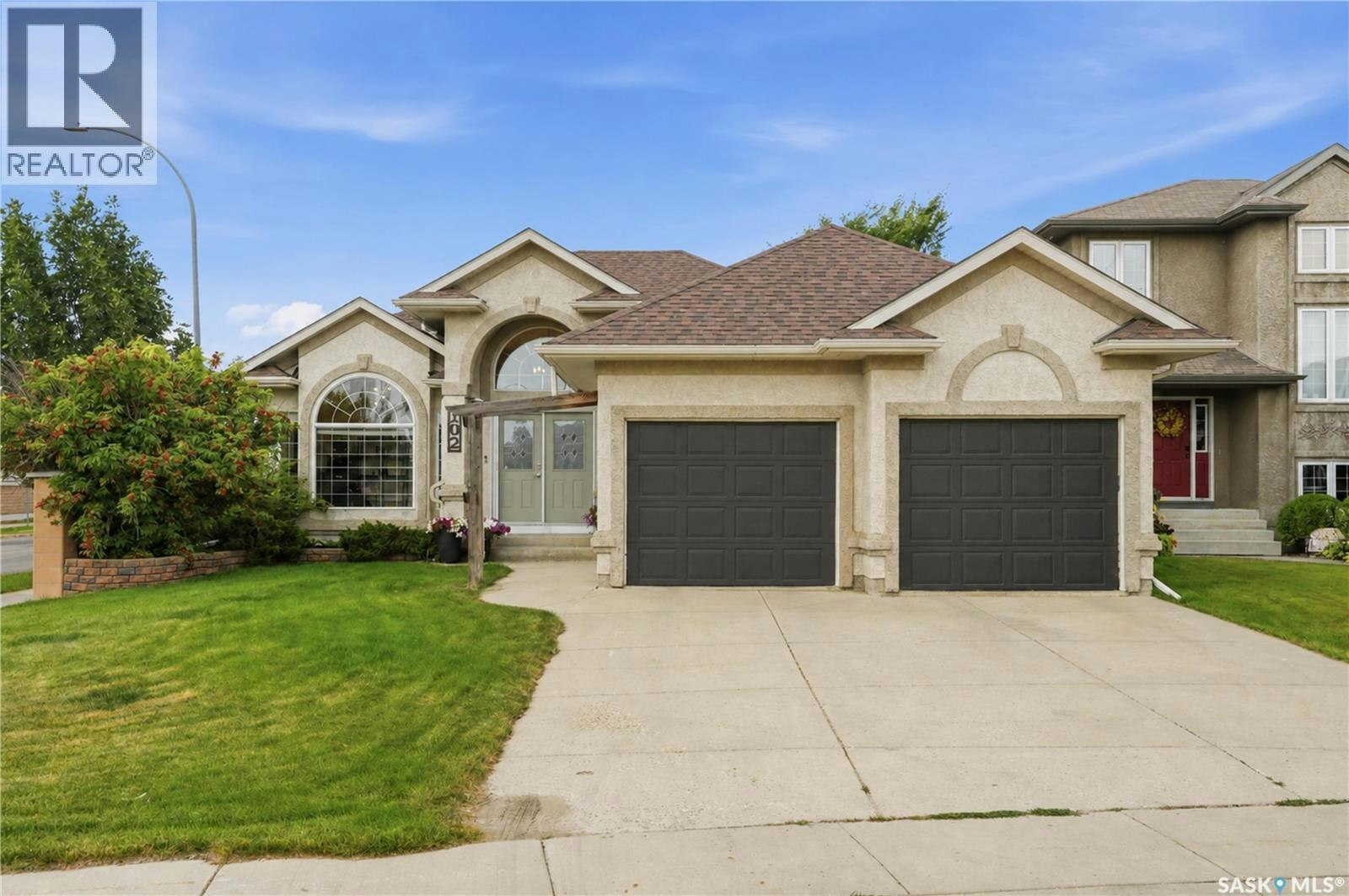 102 Brookdale Crescent, Saskatoon, SK, S7V 1K5