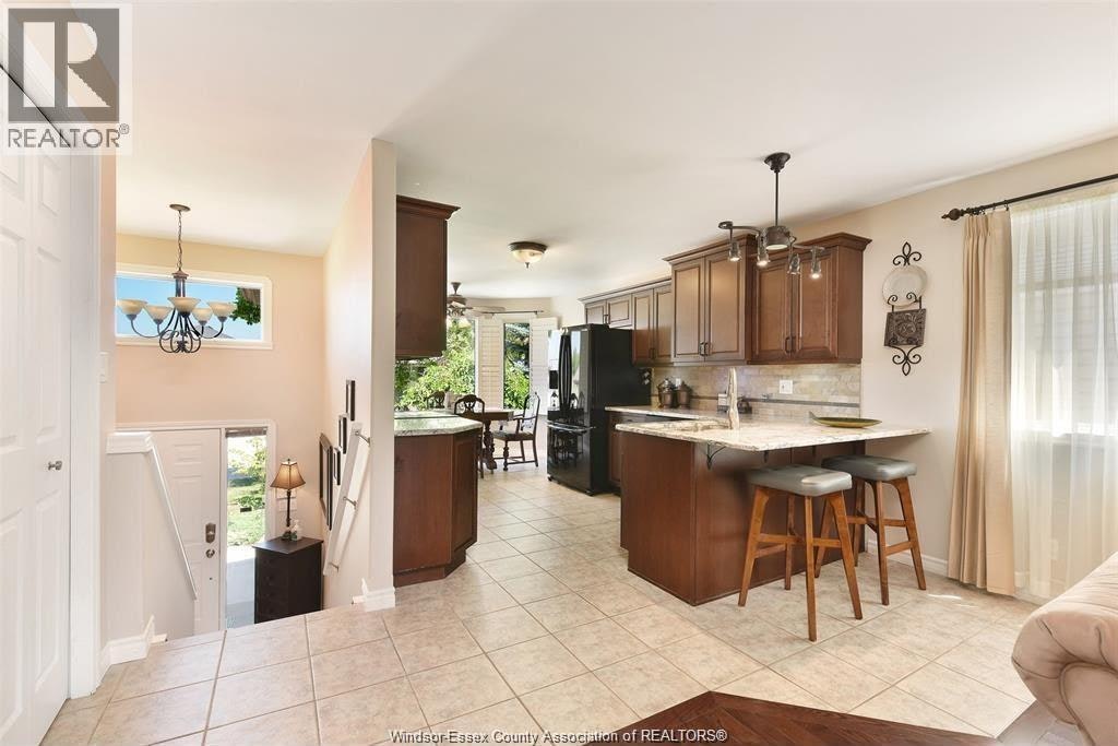 2327 Norcrest, Windsor, ON, N8P 1V3 - 12