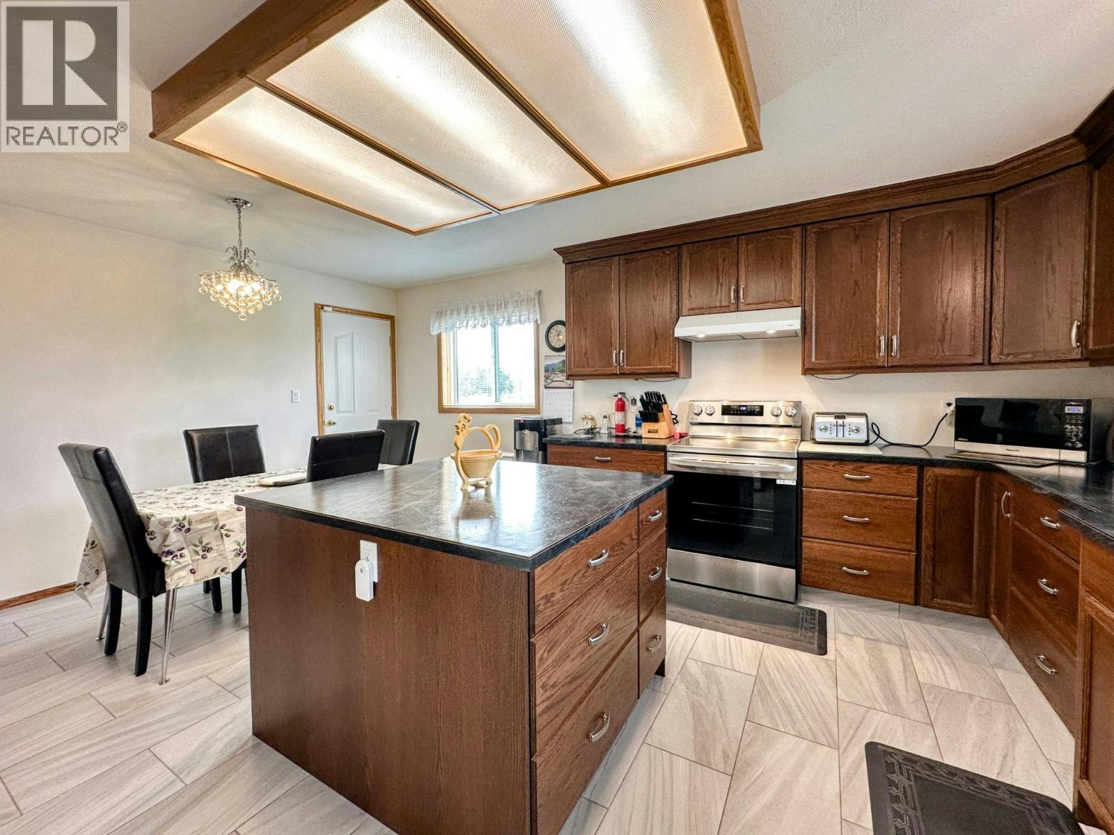 10501 100th Avenue, Osoyoos, BC, V0H 1V2 - 15