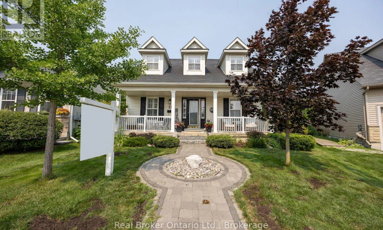 11 Greenaway Circle