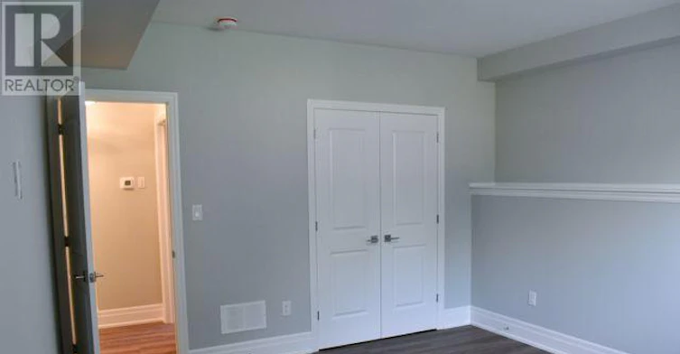 BASEMENT-47 East Street, Cambridge, ON, N1R 4P2 - 12