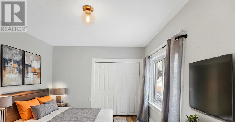 20 Randolph Street, Welland, ON, L3B 4C2 - 20