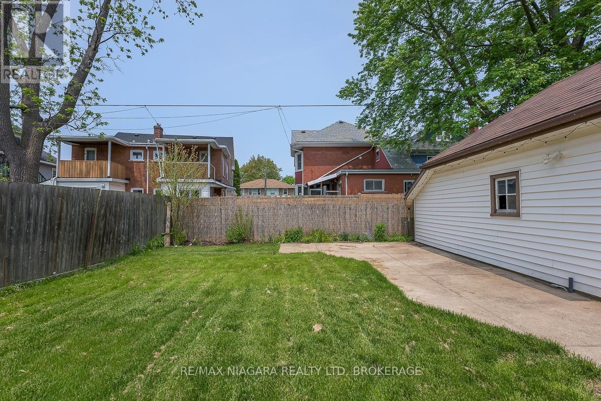 20 Randolph Street, Welland, ON, L3B 4C2 - 27
