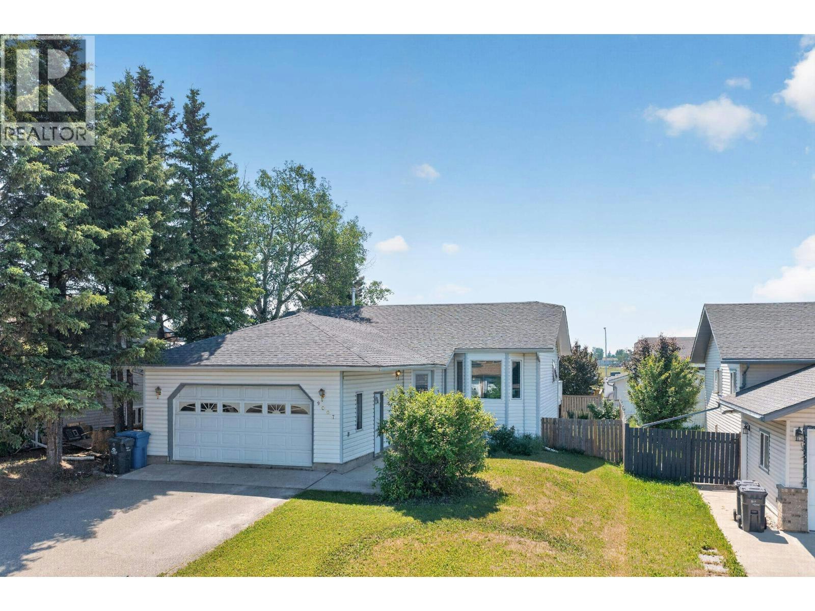 9007 112 Avenue, Fort St. John, BC, V1J 6G2