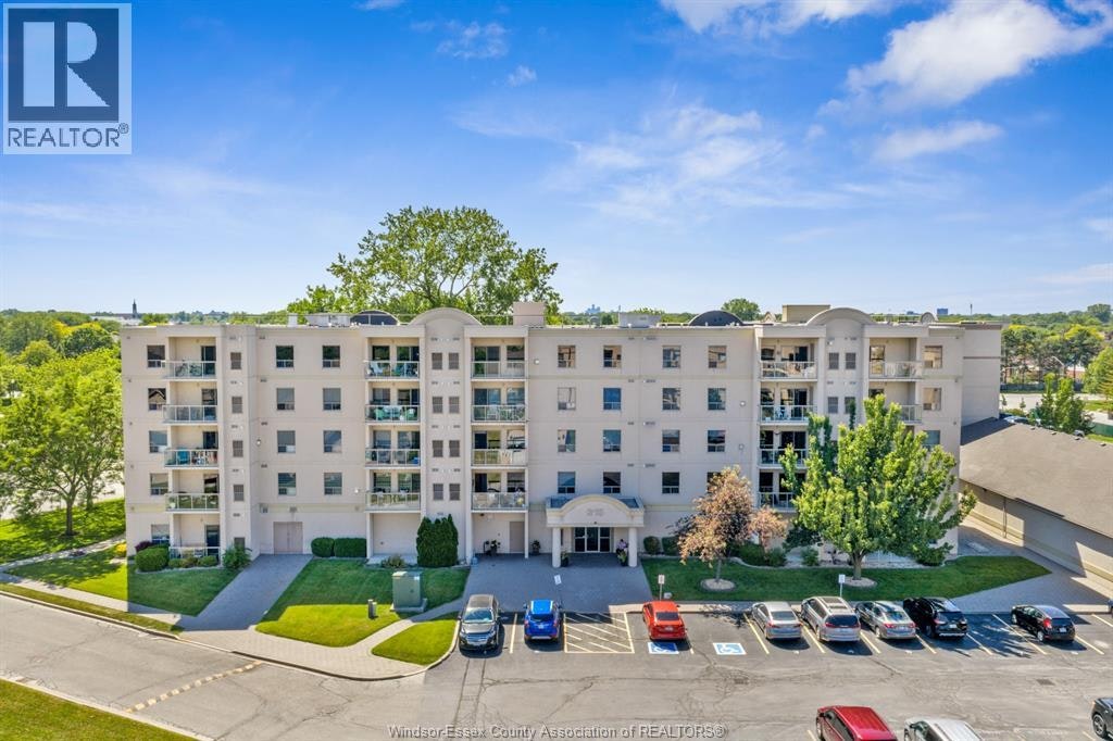 505-315 Village Grove Drive, Tecumseh, ON, N8N 5G4