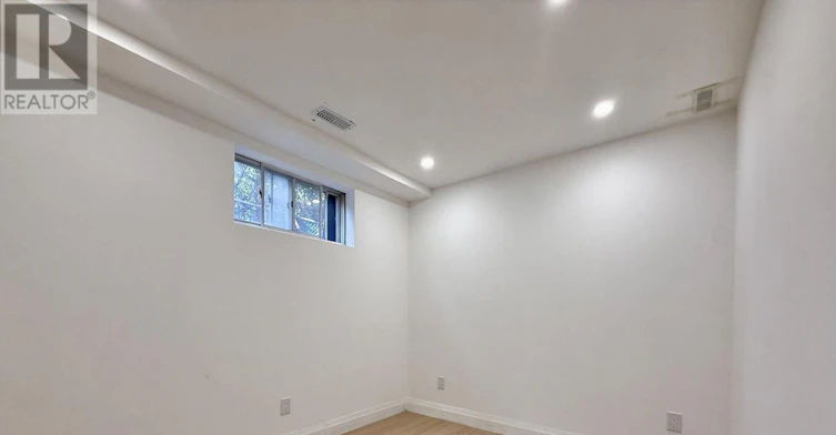 18 Patrick Boulevard, Toronto, ON, M2J 3K9 - 6