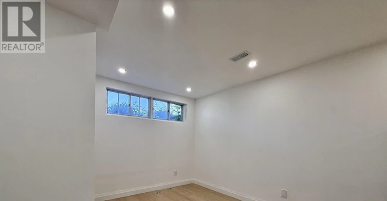 18 Patrick Boulevard, Toronto, ON, M2J 3K9 - 5