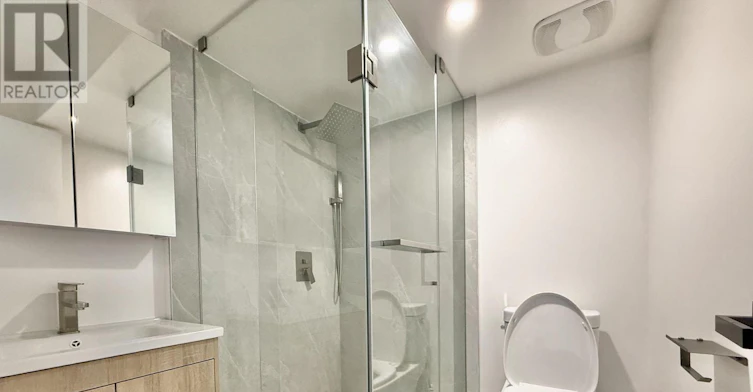 18 Patrick Boulevard, Toronto, ON, M2J 3K9 - 3