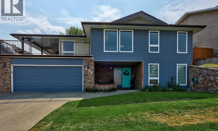 975 Huntleigh Crescent
