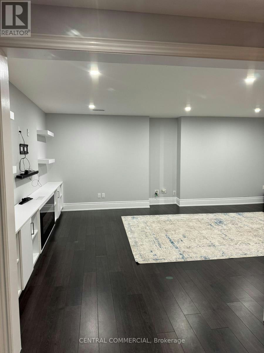228 Coon's Road E, Richmond Hill, ON, L4E 2W8 - 4