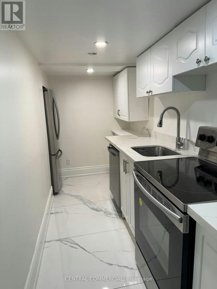 228 Coon's Road E, Richmond Hill, ON, L4E 2W8 - 6