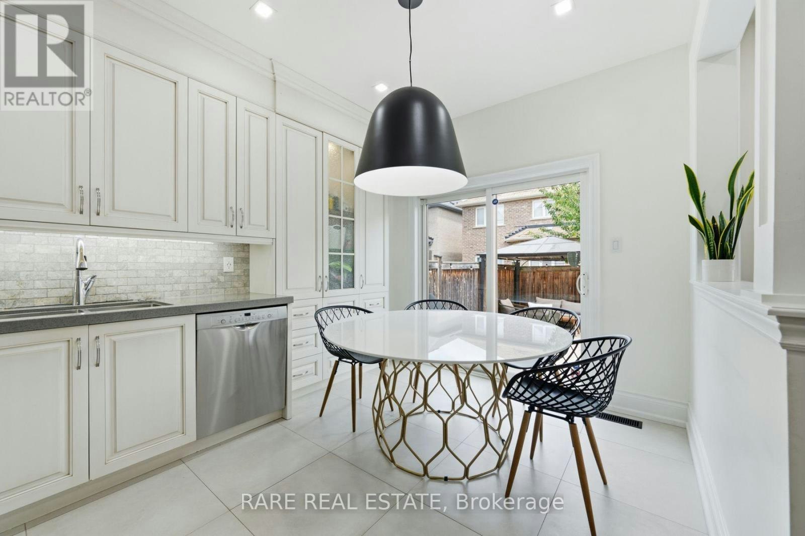 291 Ilan Ramon Boulevard, Vaughan, ON, L6A 0W4 - 16