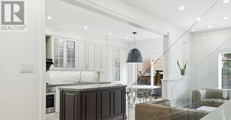 291 Ilan Ramon Boulevard, Vaughan, ON, L6A 0W4 - 4