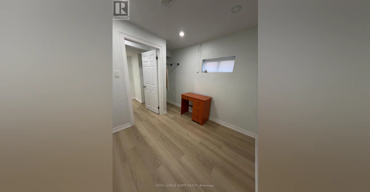 BSMT-21A Lambton Avenue, Toronto, ON, M6N 2S2 - 6