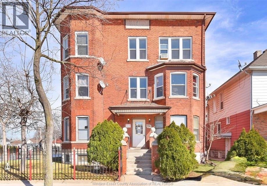 6-706 Marentette Avenue, Windsor, ON, N9A 1Z6