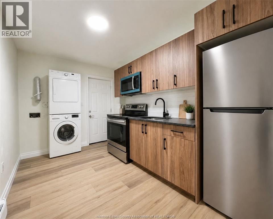 2-706 Marentette Avenue, Windsor, ON, N9A 1Z6 - 4
