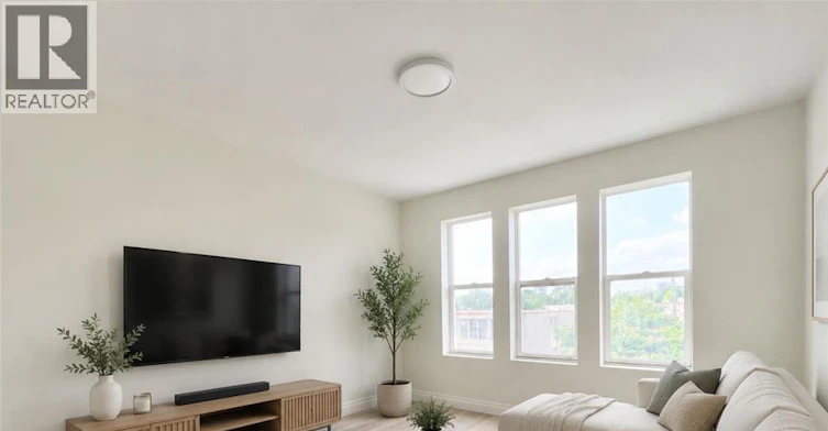 2-706 Marentette Avenue, Windsor, ON, N9A 1Z6 - 3