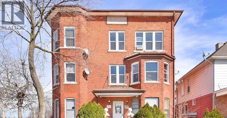 2-706 Marentette Avenue, Windsor, ON, N9A 1Z6