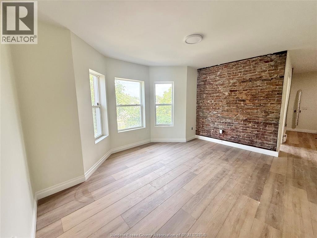 2-706 Marentette Avenue, Windsor, ON, N9A 1Z6 - 8