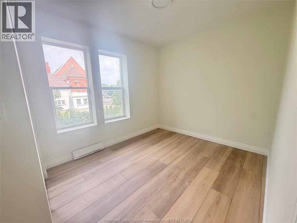 1-706 Marentette Avenue, Windsor, ON, N9A 1Z6 - 8
