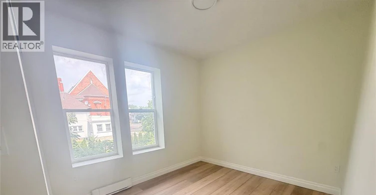 1-706 Marentette Avenue, Windsor, ON, N9A 1Z6 - 8