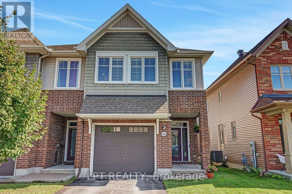416 Warmstone Drive, Ottawa, ON, K2S 0W2