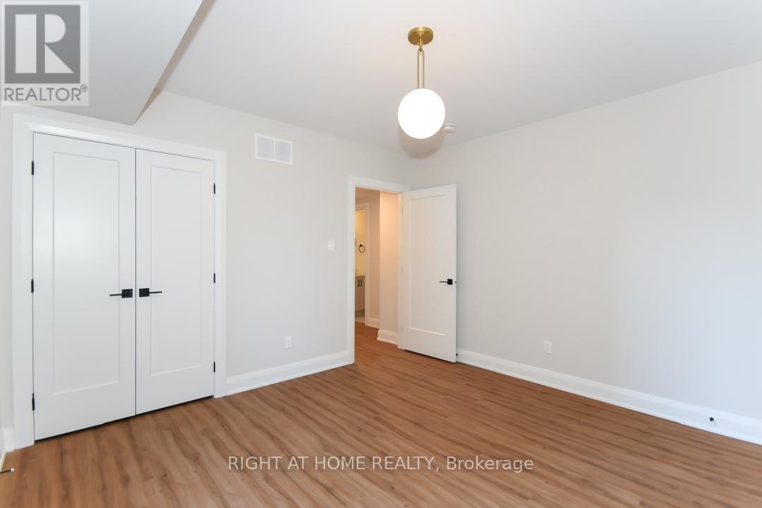 8-35 Monk Street, Ottawa, ON, K1S 3Y7 - 13