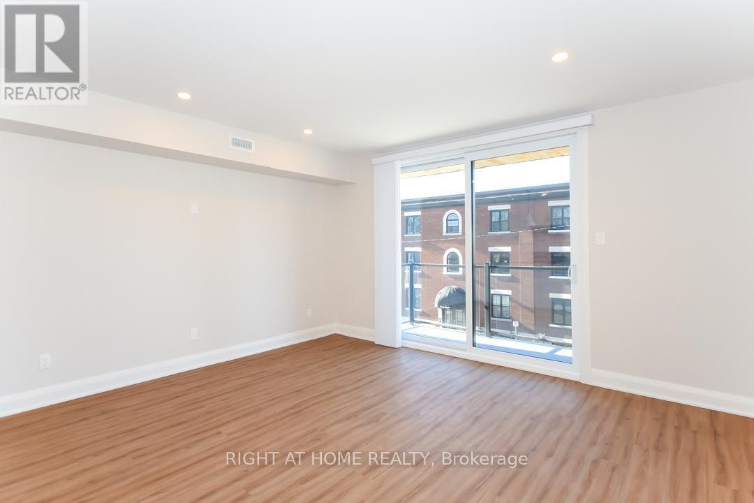 8-35 Monk Street, Ottawa, ON, K1S 3Y7 - 14