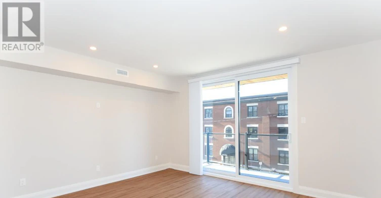 8-35 Monk Street, Ottawa, ON, K1S 3Y7 - 14