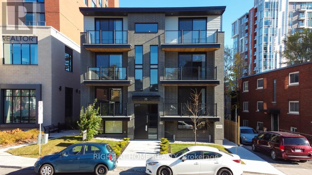 8-35 Monk Street, Ottawa, ON, K1S 3Y7
