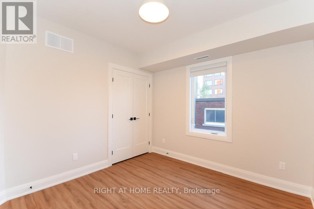8-35 Monk Street, Ottawa, ON, K1S 3Y7 - 8