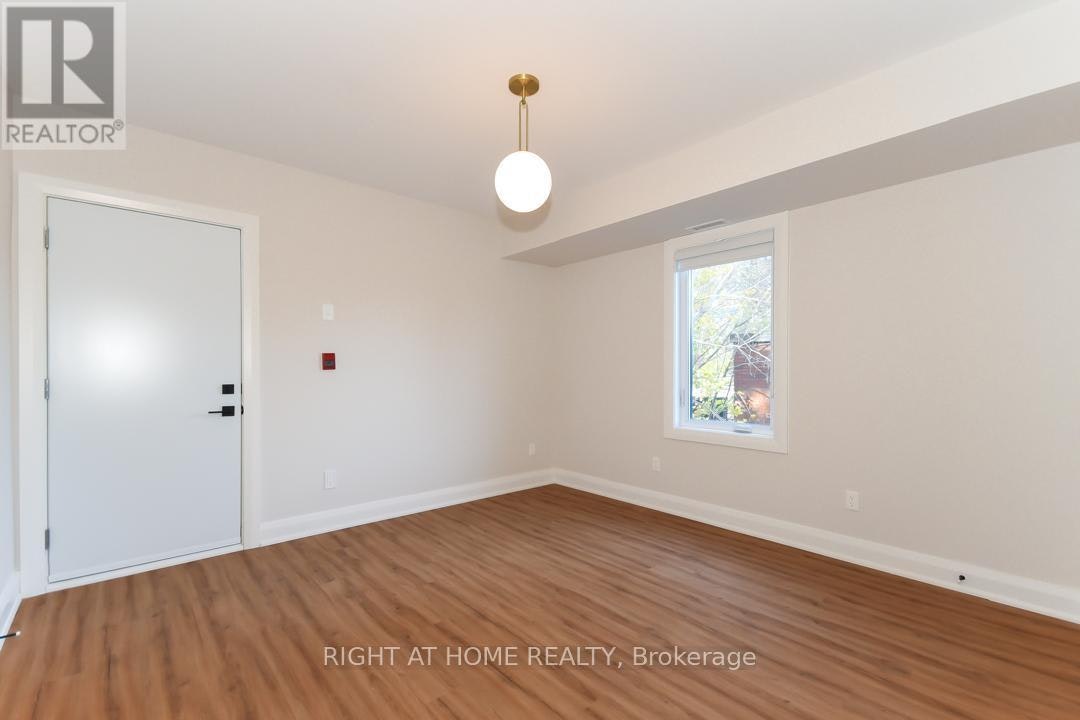 8-35 Monk Street, Ottawa, ON, K1S 3Y7 - 10