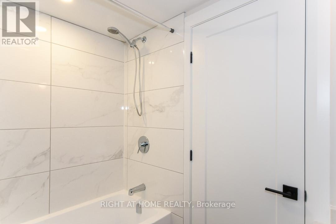 8-35 Monk Street, Ottawa, ON, K1S 3Y7 - 11
