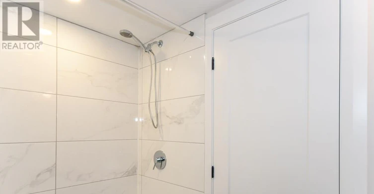 8-35 Monk Street, Ottawa, ON, K1S 3Y7 - 11