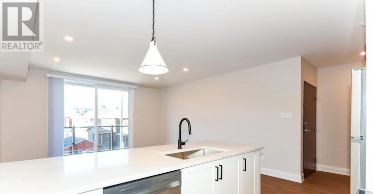 8-35 Monk Street, Ottawa, ON, K1S 3Y7 - 5