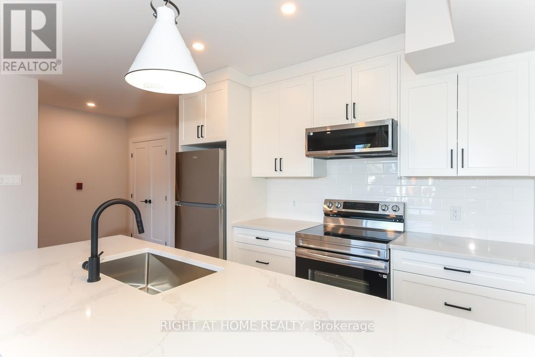 8-35 Monk Street, Ottawa, ON, K1S 3Y7 - 7