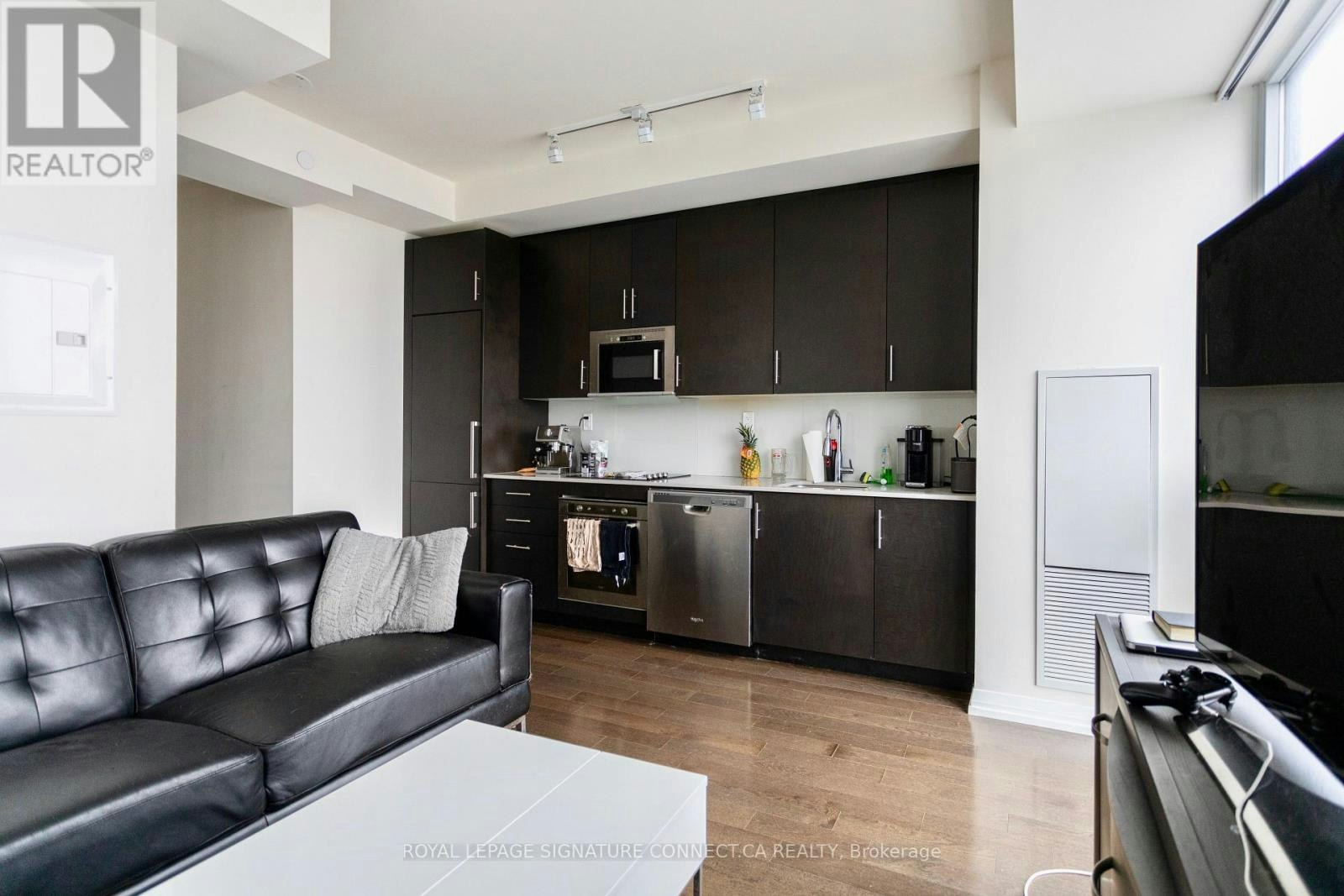 1112-460 Adelaide Street E, Toronto, ON, M5A 0E7 - 2