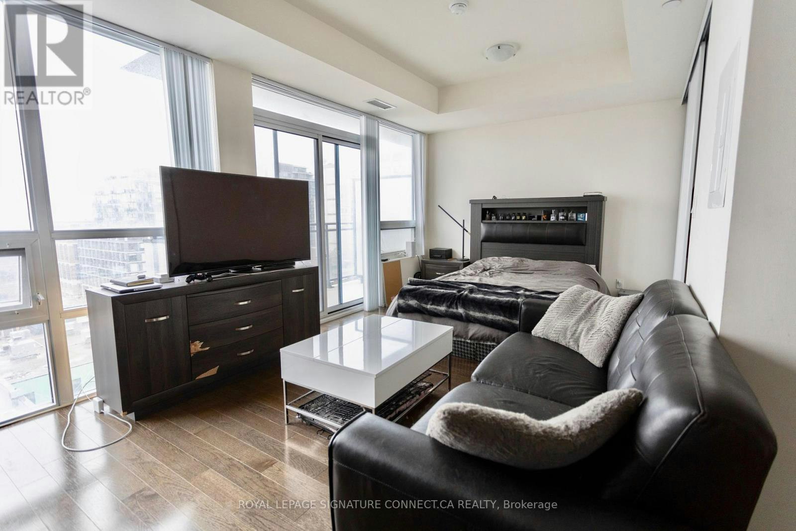 1112-460 Adelaide Street E, Toronto, ON, M5A 0E7 - 3
