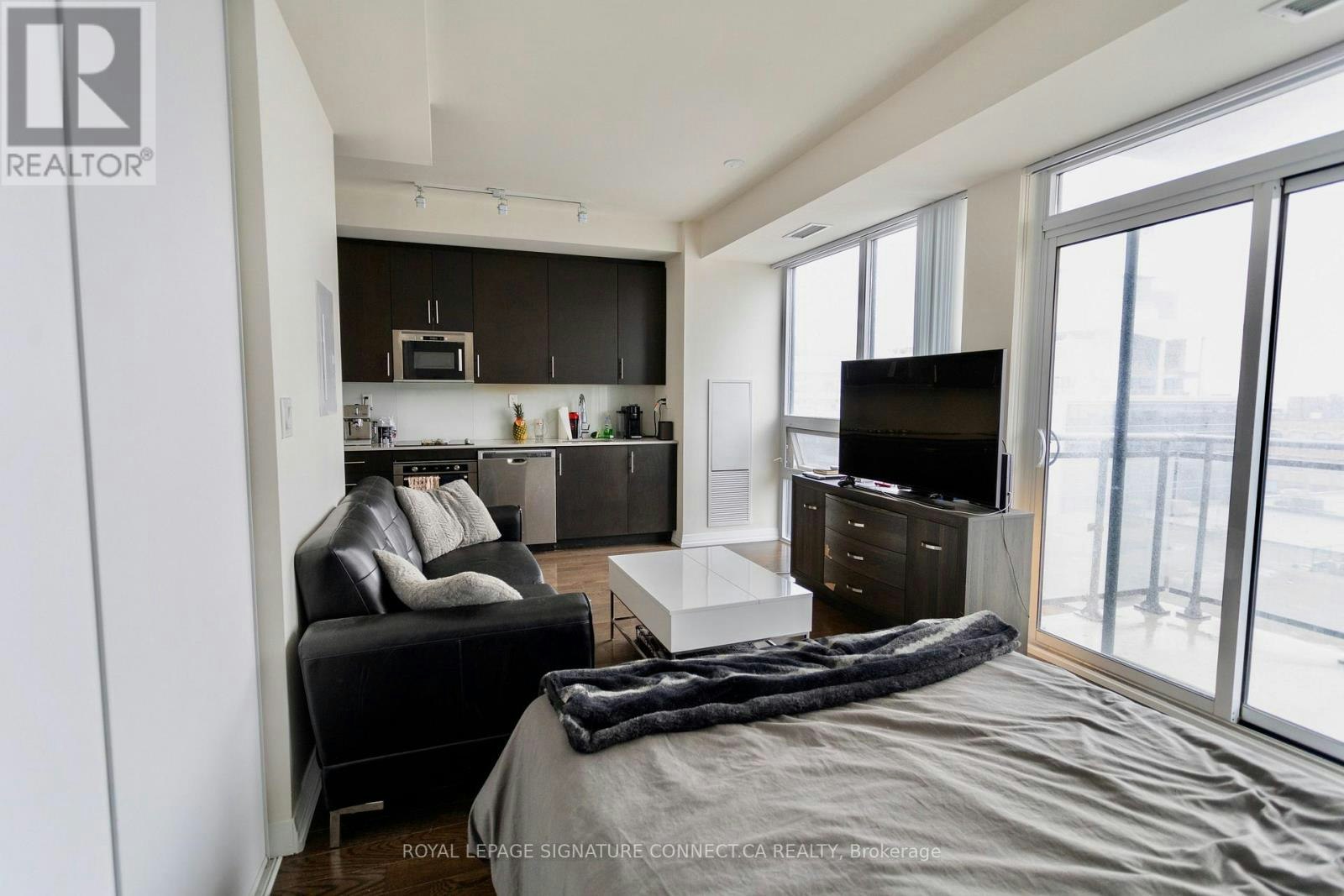 1112-460 Adelaide Street E, Toronto, ON, M5A 0E7 - 4