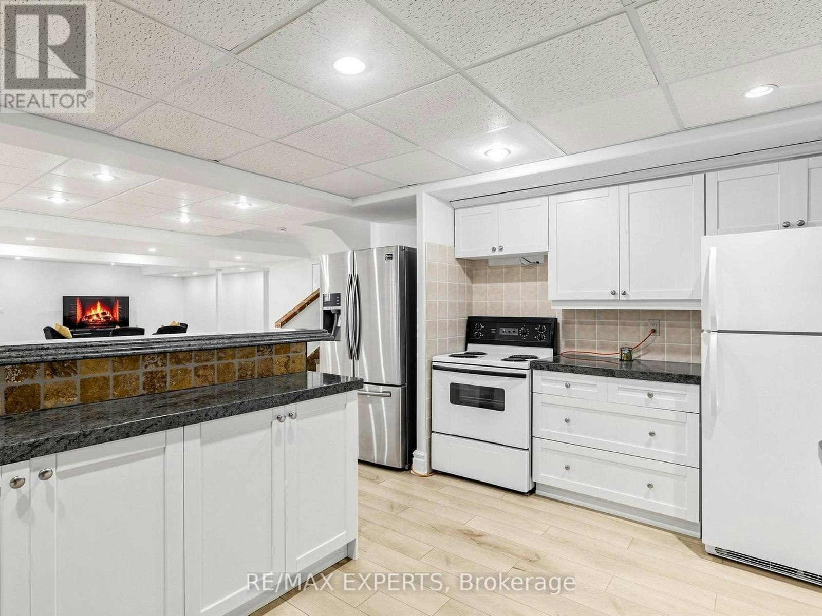 64 Humberwood Gate, Vaughan, ON, L4L 9E2 - 39