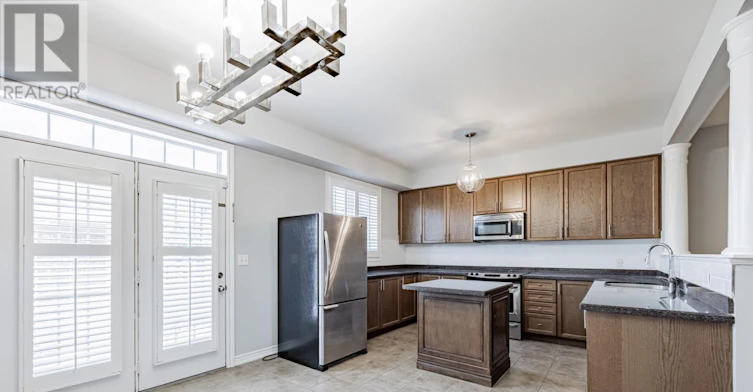 3-651 Farmstead Drive, Milton, ON, L9T 7W2 - 4
