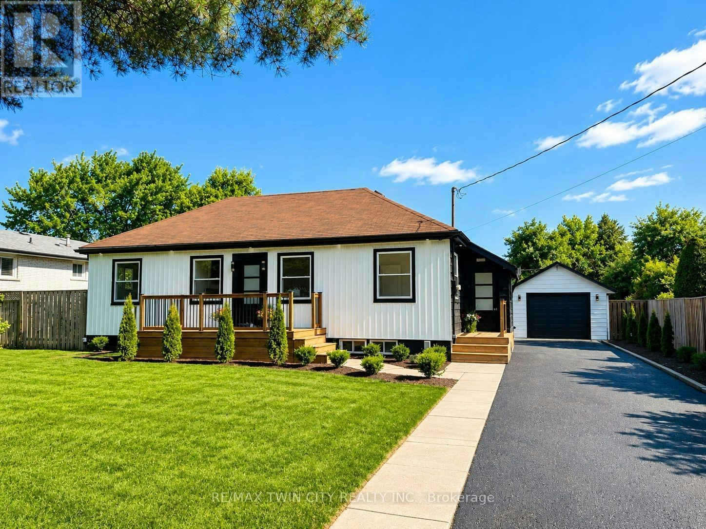 92 Fairview Drive, Brantford, ON, N3R 2W9