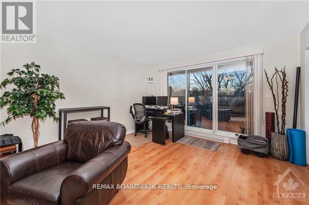 1C-121 Robson Court, Ottawa, ON, K2K 2W1 - 5