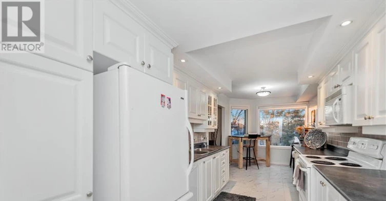 1C-121 Robson Court, Ottawa, ON, K2K 2W1 - 14