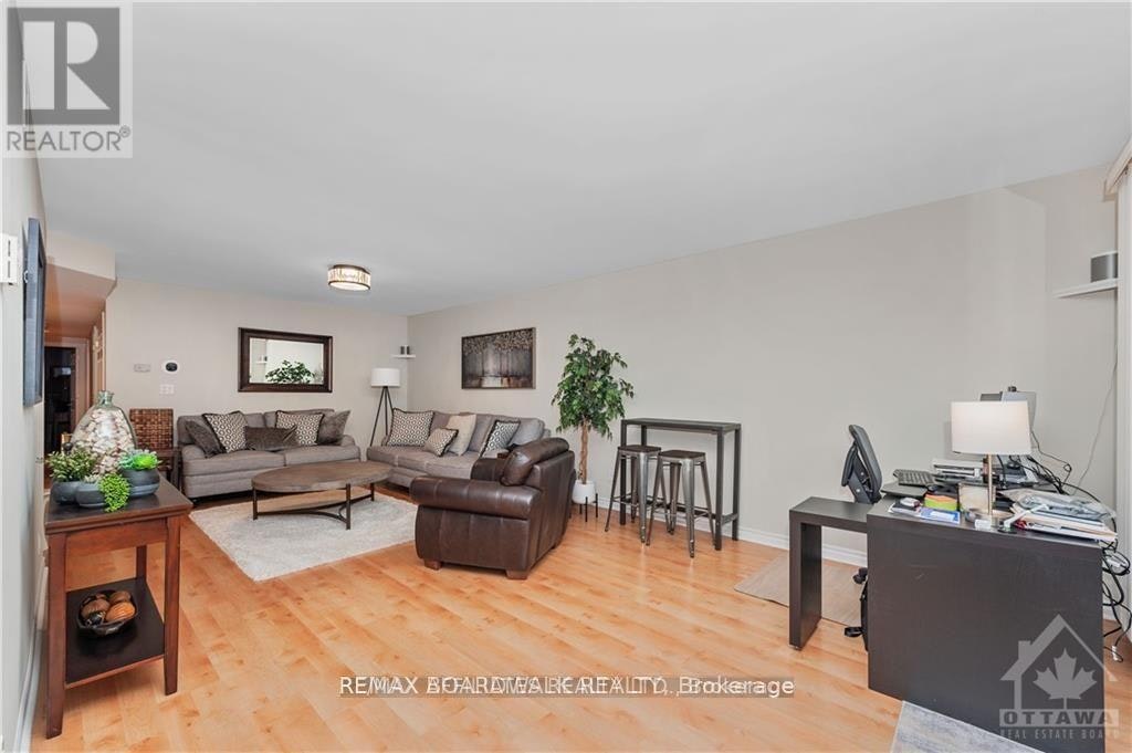 1C-121 Robson Court, Ottawa, ON, K2K 2W1 - 8