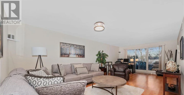 1C-121 Robson Court, Ottawa, ON, K2K 2W1 - 7