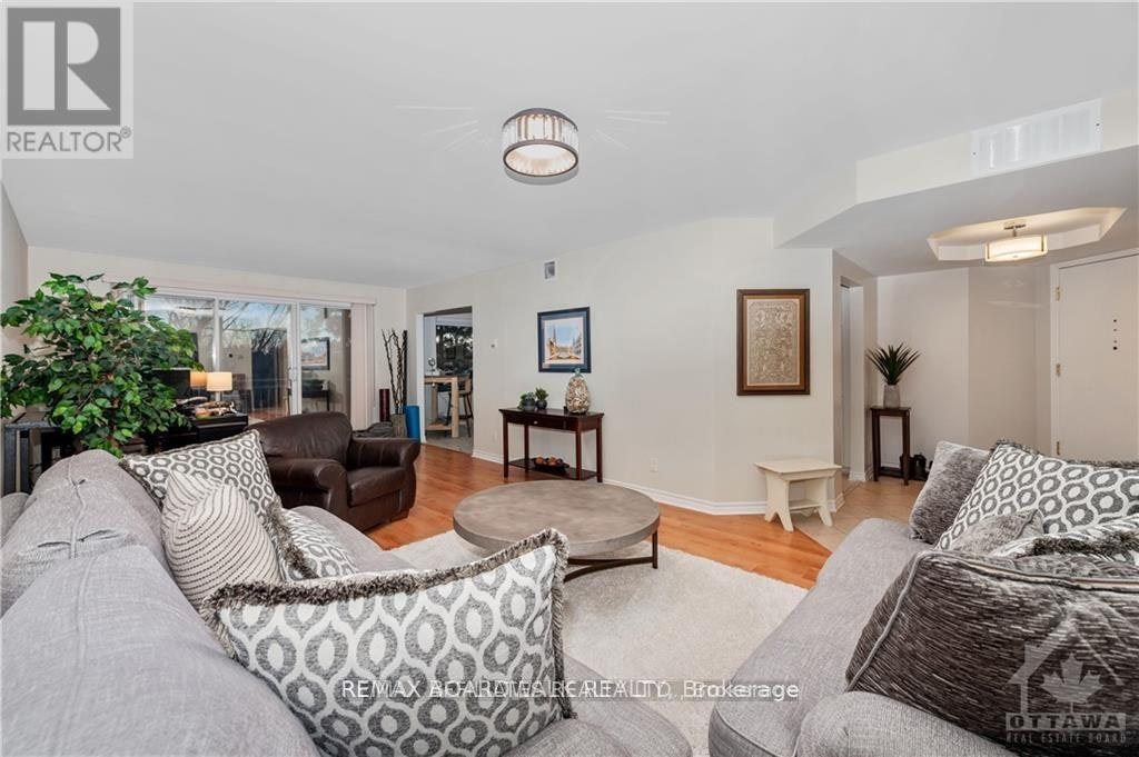 1C-121 Robson Court, Ottawa, ON, K2K 2W1 - 6