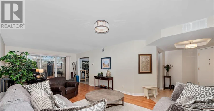 1C-121 Robson Court, Ottawa, ON, K2K 2W1 - 6